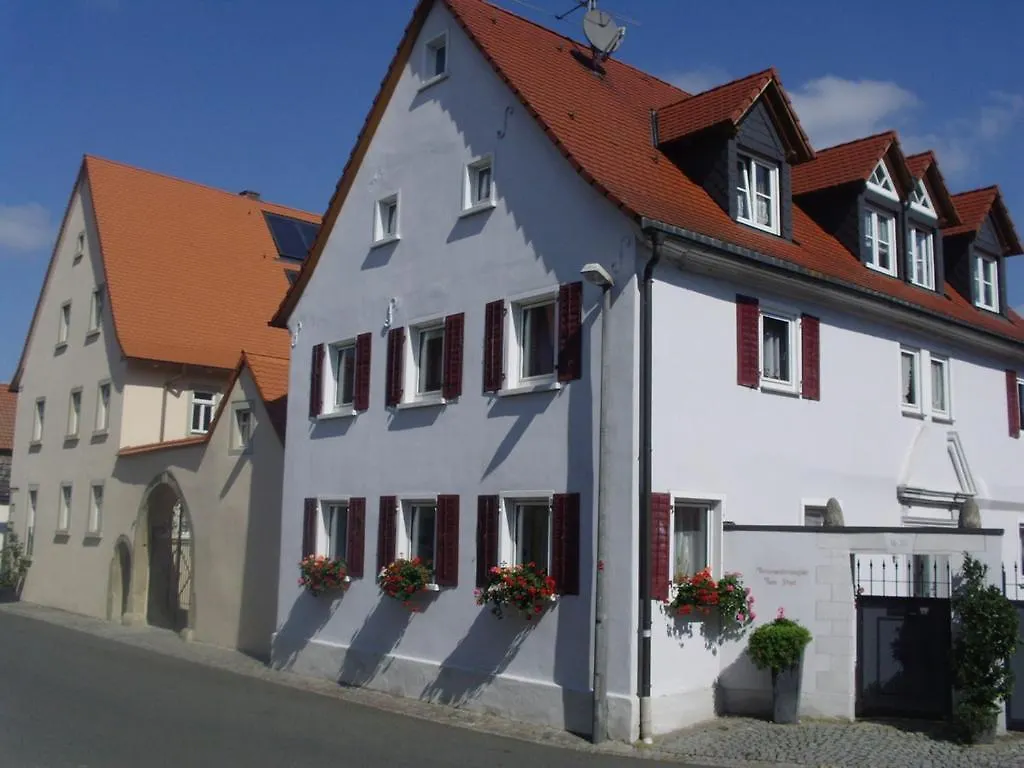 アパート Ferienwohnungen Familie Stier Kleinlangheim