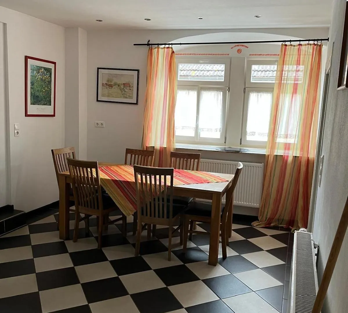 Ferienwohnungen Familie Stier Kleinlangheim アパート